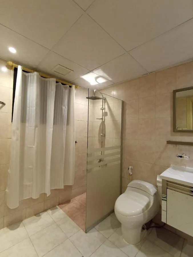 Saryet Al Hamra Hotel Apartments Jeddah 3*,